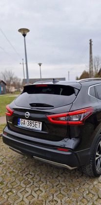 Nissan Qashqai cena 72500 przebieg: 99860, rok produkcji 2019 z Sopot małe 79